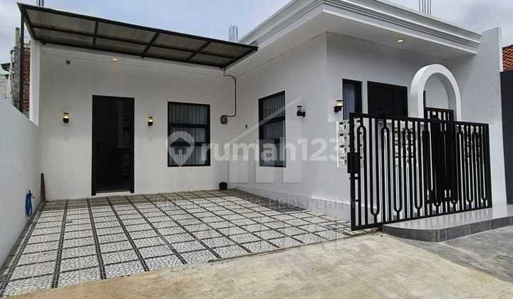 New Ready-to-Occupy House with Modern Minimalist Concept in Setiabudi Regency New Ready-to-Occupy House with Modern Minimalist Concept in Setiabudi Regency