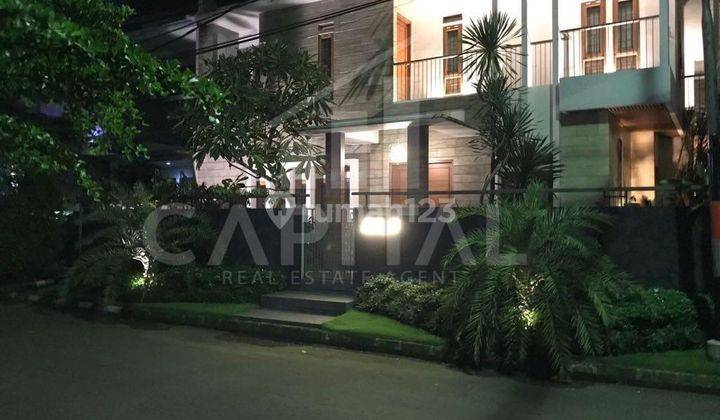 Rumah Lux, Bersih Terawat Dgn Kwalitas Bangunan Dan Furnished Terbaik di Komplek Ternama di Buahbatu Bandung 1