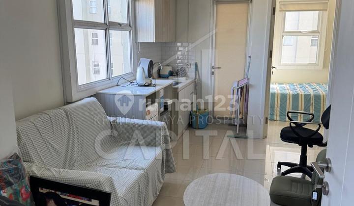 Affordable Price with Strategic Location and Fully Furnished at Parahyangan Residence Apartment 2