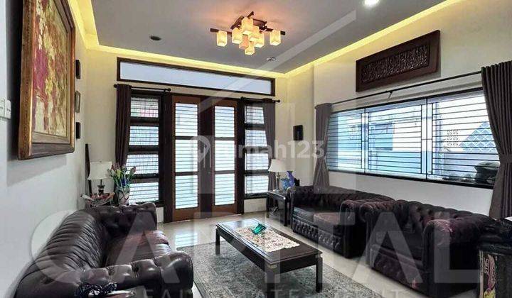 Rumah Dengan Gaya Modern Minimalis, Dgn Lingkungan Yang Nyaman Dan Row Jalan Yang Lebar, Sangat Cocok Untuk Anda Yang Mencari Hunian Area Jakarta Barat 1