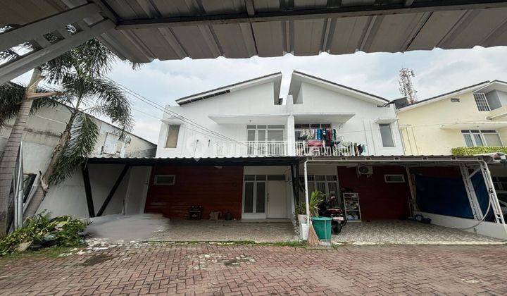 Rumah Di Bintaro - Serpong Akses Strategis + Rooftop Shm 1