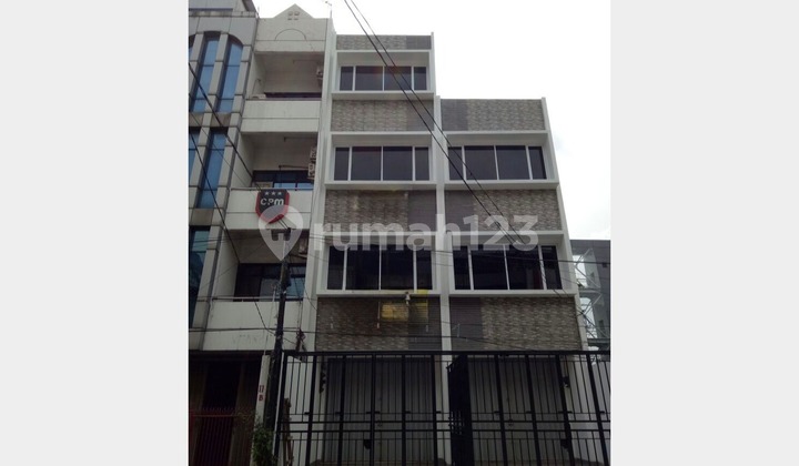 Ruko 4 Lantai Bangunan Baru di Gunung Sahari, Jakarta Pusat