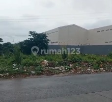 Di Sewakan Lahan Tanah di Jalan Raya Puspitek Serpong Tangerang Selatan