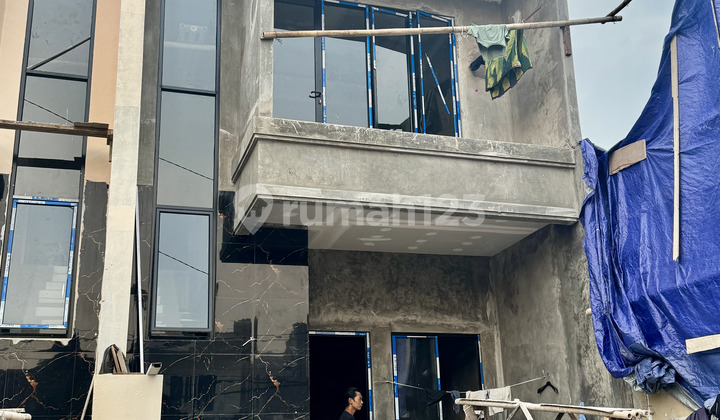 Brand New Flood-Free House in Villa Melati Mas, South Tangerang 2