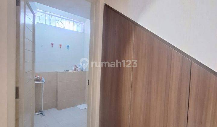 Jual Cepat Rumah 2 Lantai Full Furnished di Feronia, Alam Sutera 2