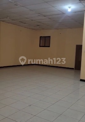 Disewakan Gudang 3 Lantai di Karawaci, Kota Tangerang
