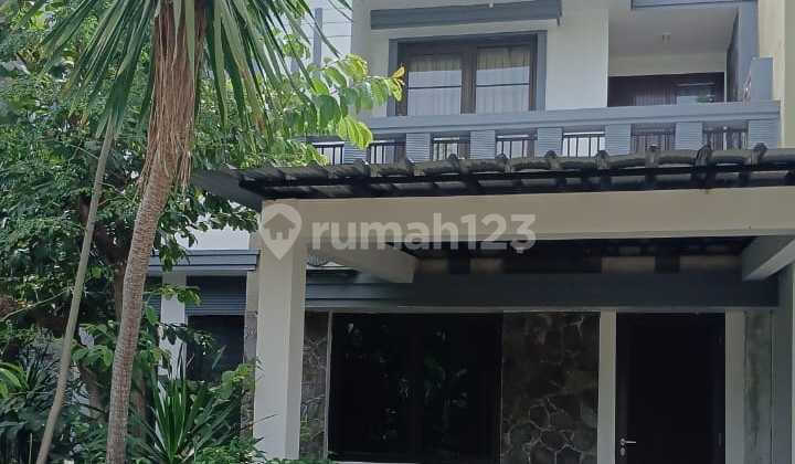 Nice Semi-Furnished House in The Green Cluster Vineyard BSD, South Tangerang