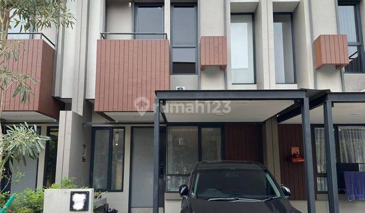 Rumah Cantik Dan Unik Lantai 2+1 Mezzanine di Tabebuya Bsd  1