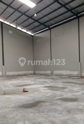 Disewa Gudang Baru di Kapling Dpr Cipondoh, Tangerang