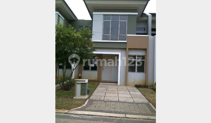 Rumah Cantik SHM di Cluster Naturale Foresta - BSD, Tangerang Selatan Rumah Cantik SHM di Cluster Naturale Foresta - BSD, Tangerang Selatan