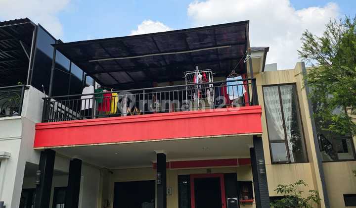 Rumah 2,5 Lantai Sudah Renovasi Semi Furnished di Cluster Caspia