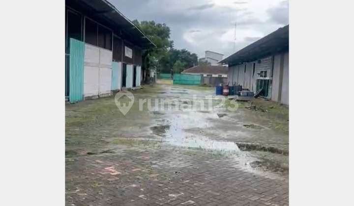 Warehouse for Rent, Ready to Use with High Power Electricity in Periuk, Tangerang