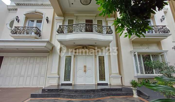 Luxury Standalone Ready-to-Occupy House in Intercon Kebon Jeruk, West Jakarta 2