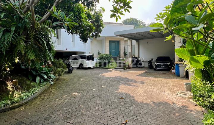 Dijual Rumah Luxury At Pejaten, Luas Tanah 1.158