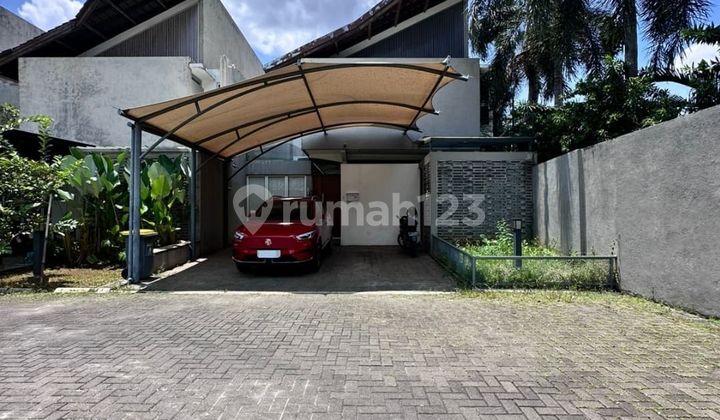 Dijual Rumah Lokasi Veteran Jakarta Selatan