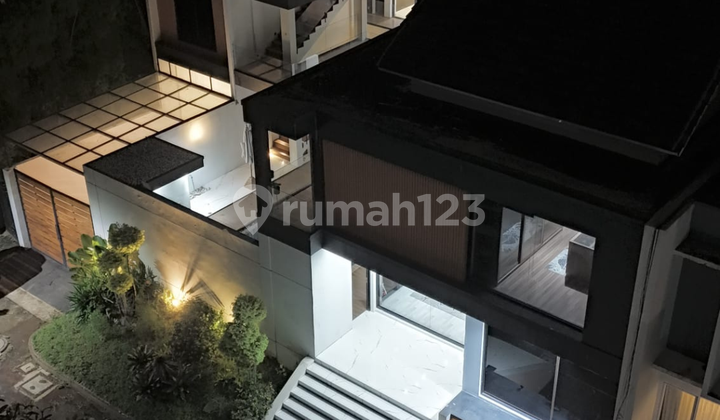 For Sale Luxury House with Private Pool & Lift in Jagakarsa, South Jakarta 2