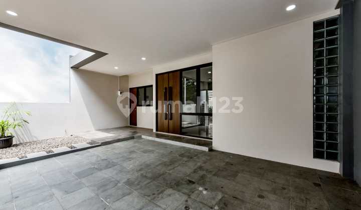 For Rent: House Within the Customs Complex, Pasar Minggu Ragunan For Rent: House Within the Customs Complex, Pasar Minggu Ragunan