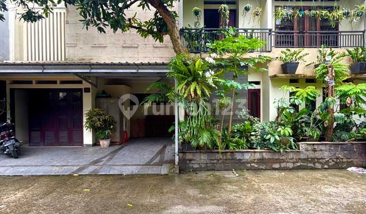 Dijual Rumah di Lebak Bulus Cilandak Jaksel Dijual Rumah di Lebak Bulus Cilandak Jaksel