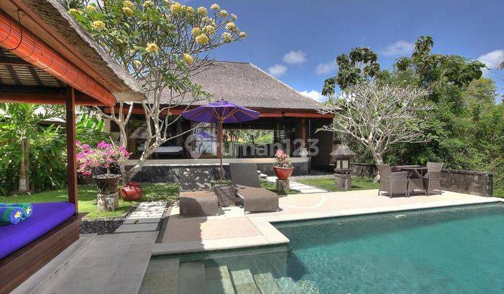 Disewakan Villa View Luxury Uluwatu Bali 1