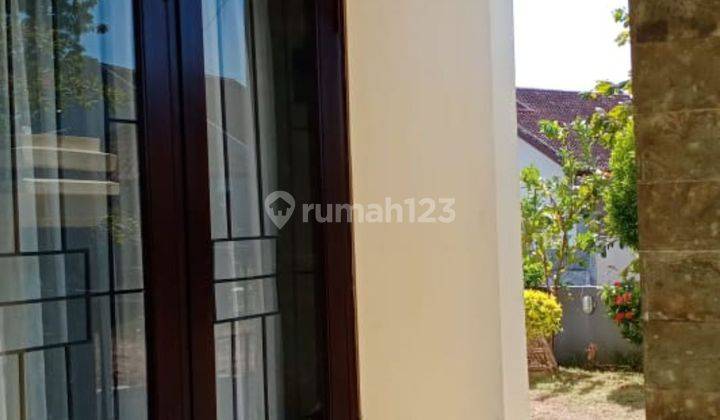 Dijual Rumah Hook Dengan Taman Yg Luas Kuta Selatan Bali  2