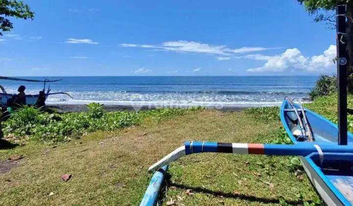 Dijual tanah murah depan pantai dipinggir jalan Jembrana bali 1
