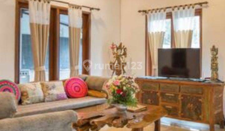 Disewakan villa Bali modern mewah dan bersih canggu 4