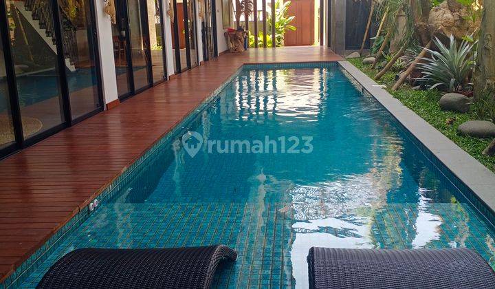 Elegant villa for rent in the Berawa Canggu tourism area, Bali  2