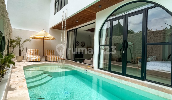 Dijual Villa Medeterian New Brand Kerobokan Bali