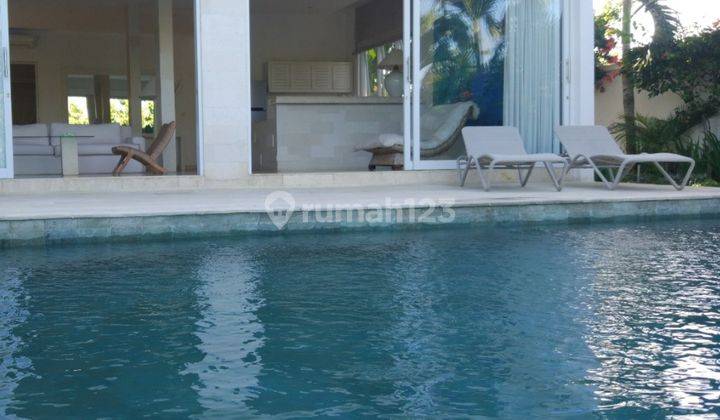 Villa White View Ocean For Rent Ungasan Bali 1