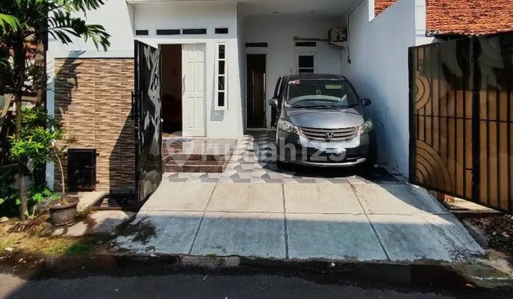 Rumah Cantik Ada Kolam Renang Harga Miring Di Rawamangun 1