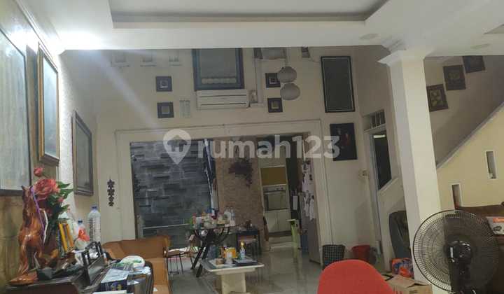 Rumah 2,5 Lantai Lingkungan Tenang Di Komplek Ptb Duran Sawit 2