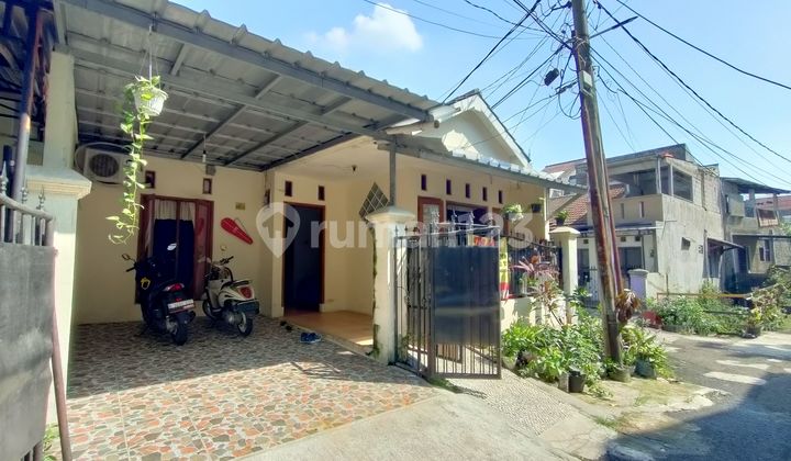 Rumah 1,5 Lantai Siap Huni Hadap Timur Dekat Stasiun Krl Rumah 1,5 Lantai Siap Huni Hadap Timur Dekat Stasiun Krl