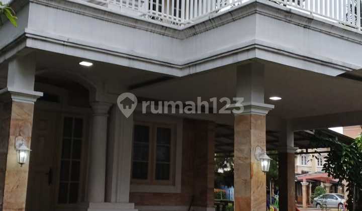 Rumah Hook Cantik 2 Lantai Perumahan Raffles Hills Cibubur