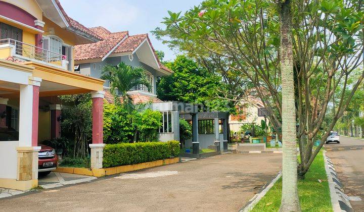 tampak depan rumah 2 lantai taman arcadia
