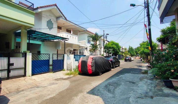 Rumah 2 Lantai Akses 2 Mobil Dekat Mall Cipinang Indah Kalimalang 2