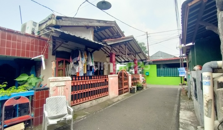 Rumah Huk Bagus Siap Huni Dekat Samsat Depok 2