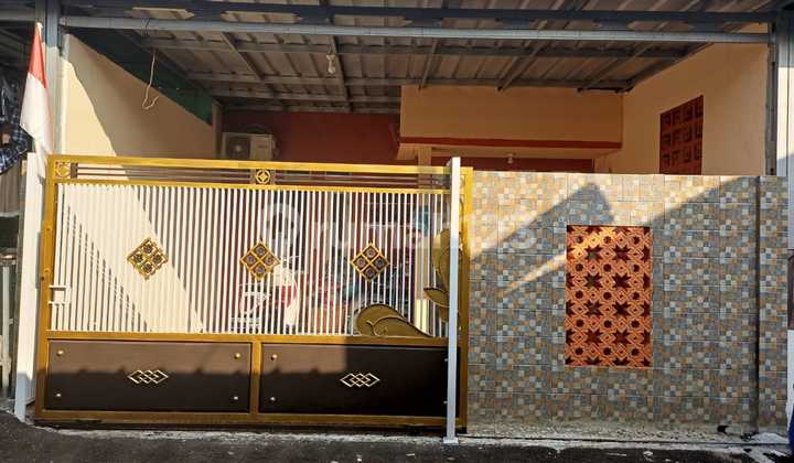 Rumah Siap Huni Dalam Komplek di Bedahan Sawangan