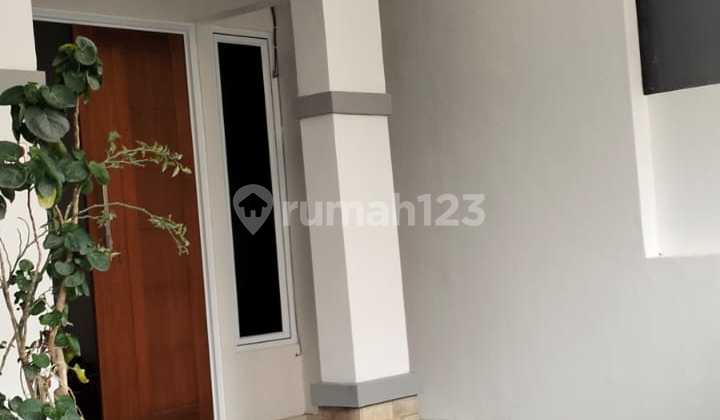 Di Jusl.rumahkosambi Baru