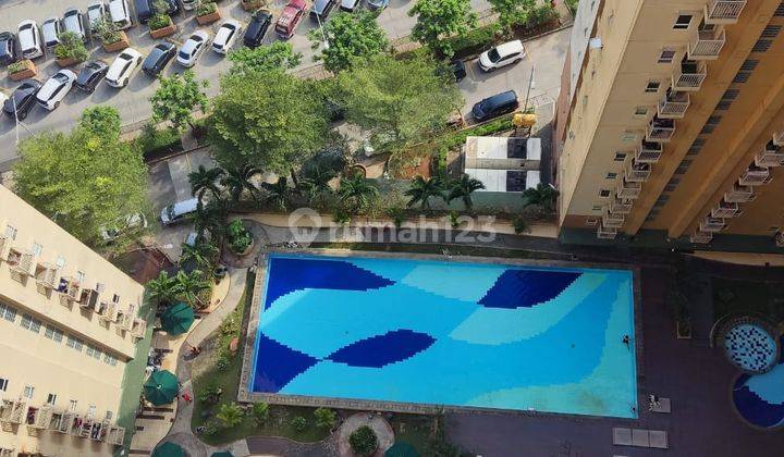 Disewakan Apartement Green Palm di Jakarta Barat Pool View  2