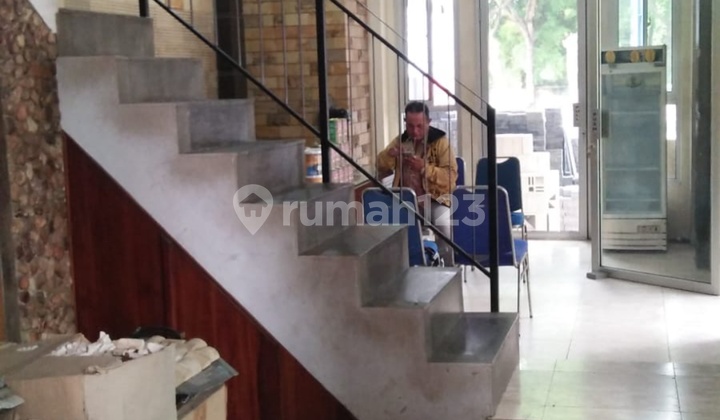 For Sale: Shop House & Land in Graha Raya, South Tangerang. 2