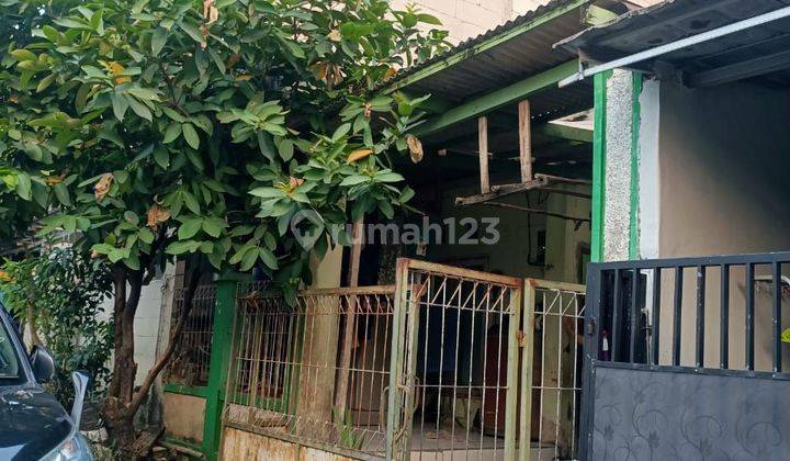 Rumah 11/2 Lantai Lokasi Strategis Fasilitas Terjangkau 1