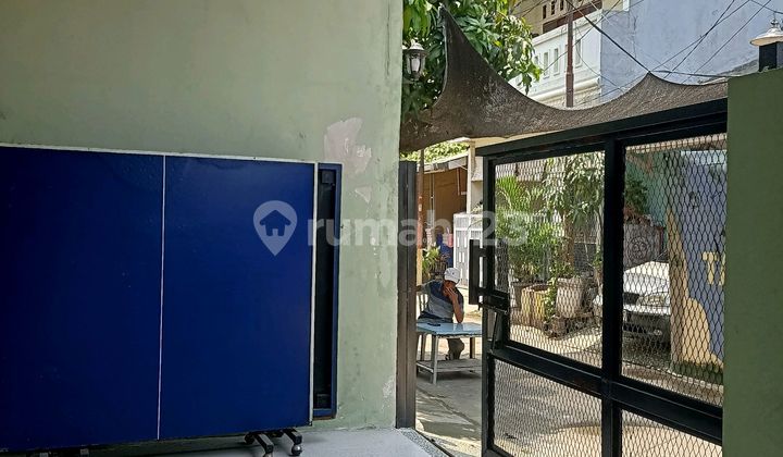 House for Sale in a Strategic Location with Complete Facilities 2