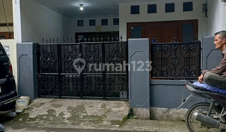 Jual Rumah Lokasi Strategis & Fasilitas Lengkap