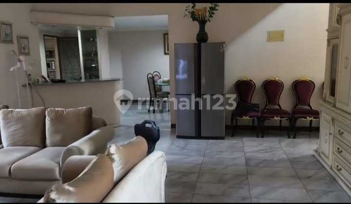 For Sale 2-Story House, Prime Location, Complete Facilities 2