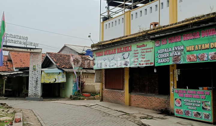 Rumah 2 Lantai Cocok Untuk Usaha Rumah 2 Lantai Cocok Untuk Usaha