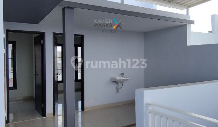 New American Modern Home in Ikan Ikan Blimbing Malang 2