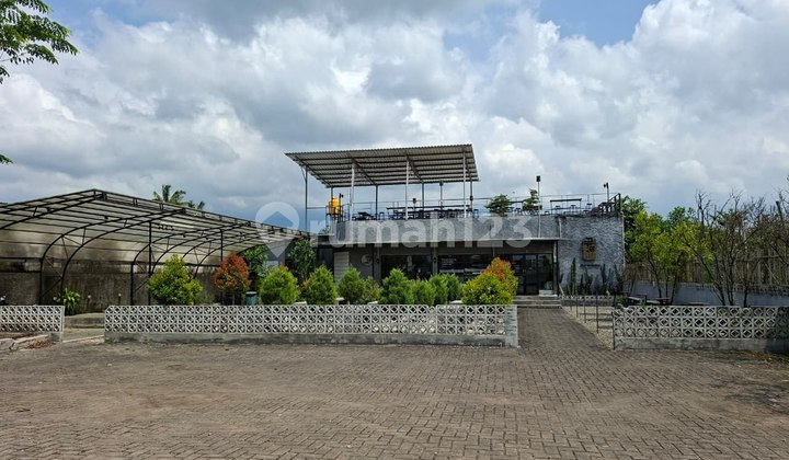 Affordable Price for Commercial Space, Ex-Cafe Land in Jetak Ngasri Dau Malang