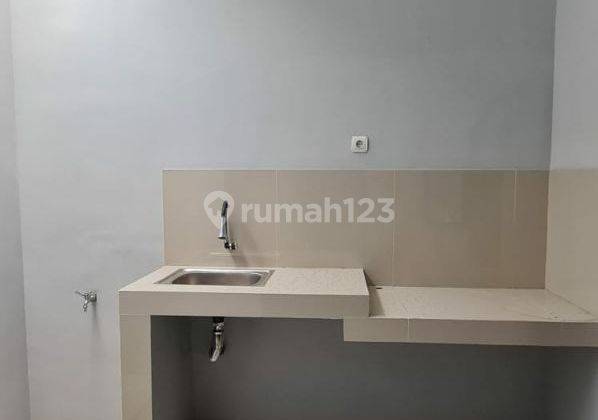 Rumah Minimalis di Grand Pakuwon Gladstone Surabaya  5