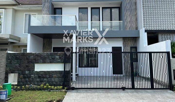 Rumah Mewah 2 Lantai di Araya Golf Malang  1