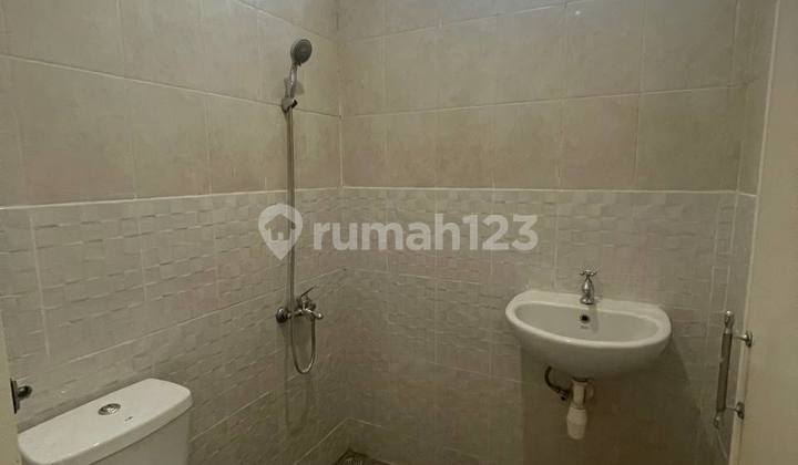 Butuh Cepat Laku Dijual Rumah Modern di Villa Puncak Tidar Malang 2